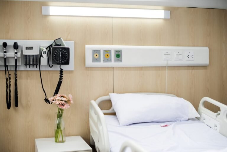 Η τεχνολογία που δεν βλέπουμε στη μονάδα τεχνητού νεφρού